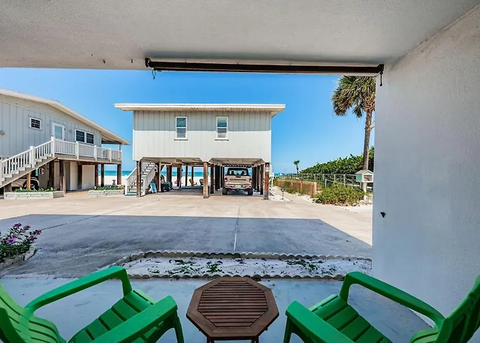 Delores's Dream Beachside Apartment Clearwater Beach